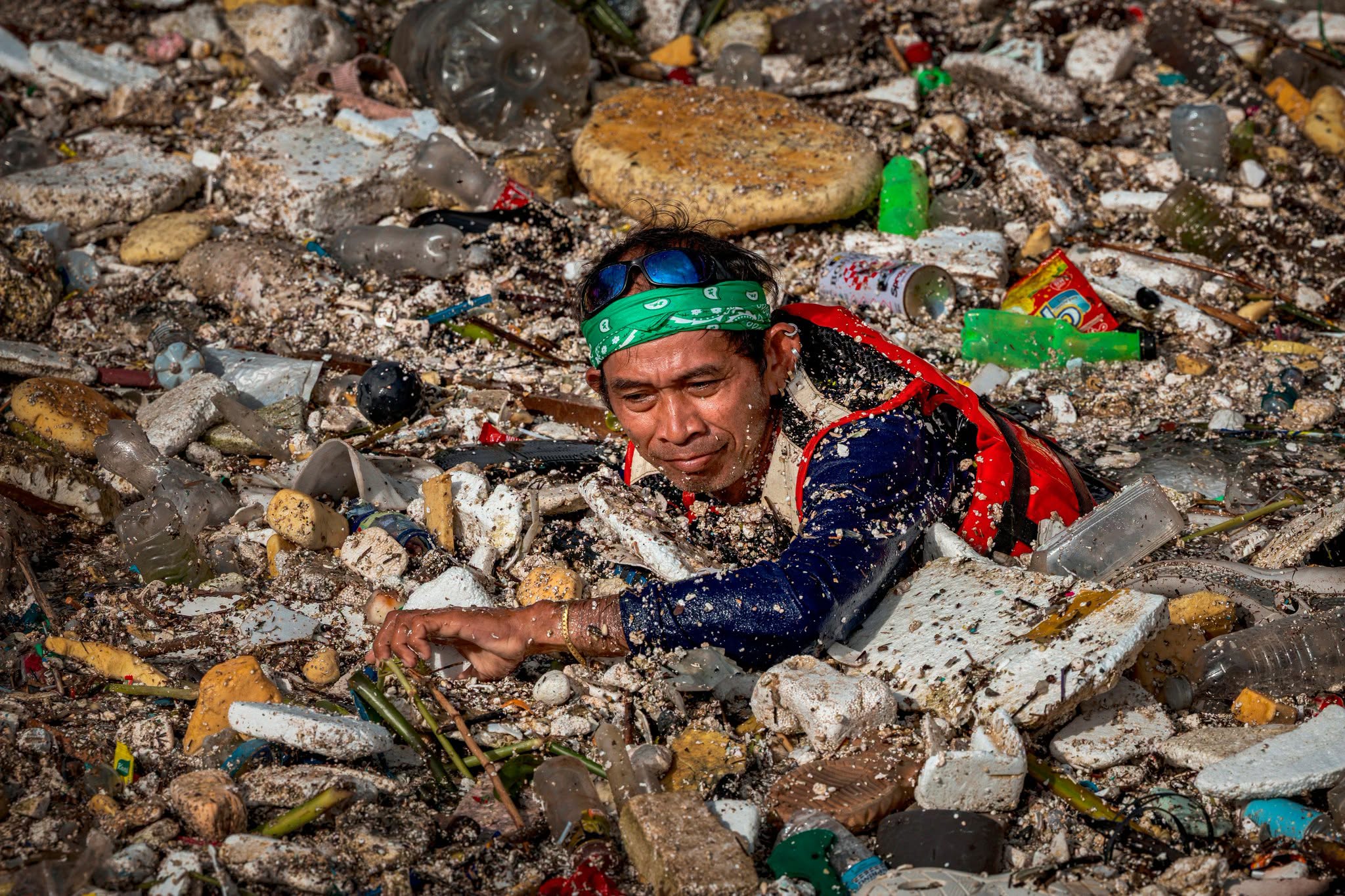 MGA POLITIKONG SANGKOT LANG BA SA FLOOD CONTROL ANG PROBLEMA? O TAYO RIN?